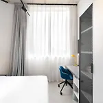 Coliving For Master, Postgrads And Language Learners * Βαρκελώνη