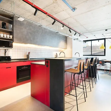 Coliving For Master, Postgrads And Language Learners Apartamento