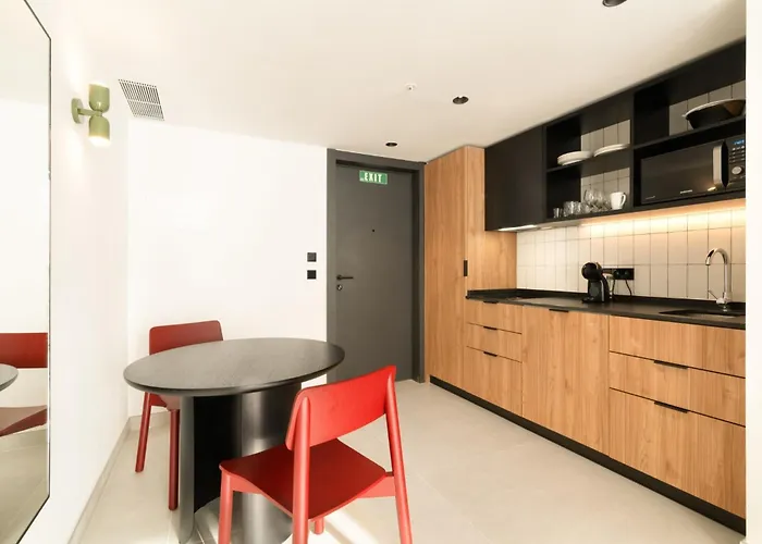 Coliving For Master, Postgrads And Language Learners * ברצלונה